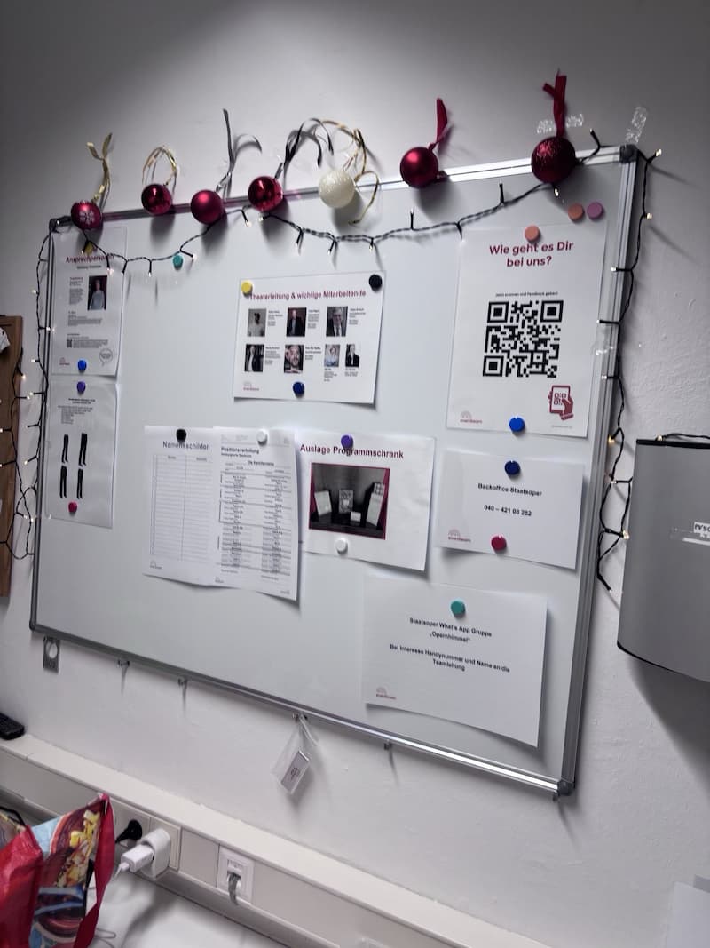 Weihnachtliches eventteam Büro Oper