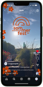 Handy mit einem Screenshot des Instagram Beitrags zu den eventteam Sommerfesten 2024